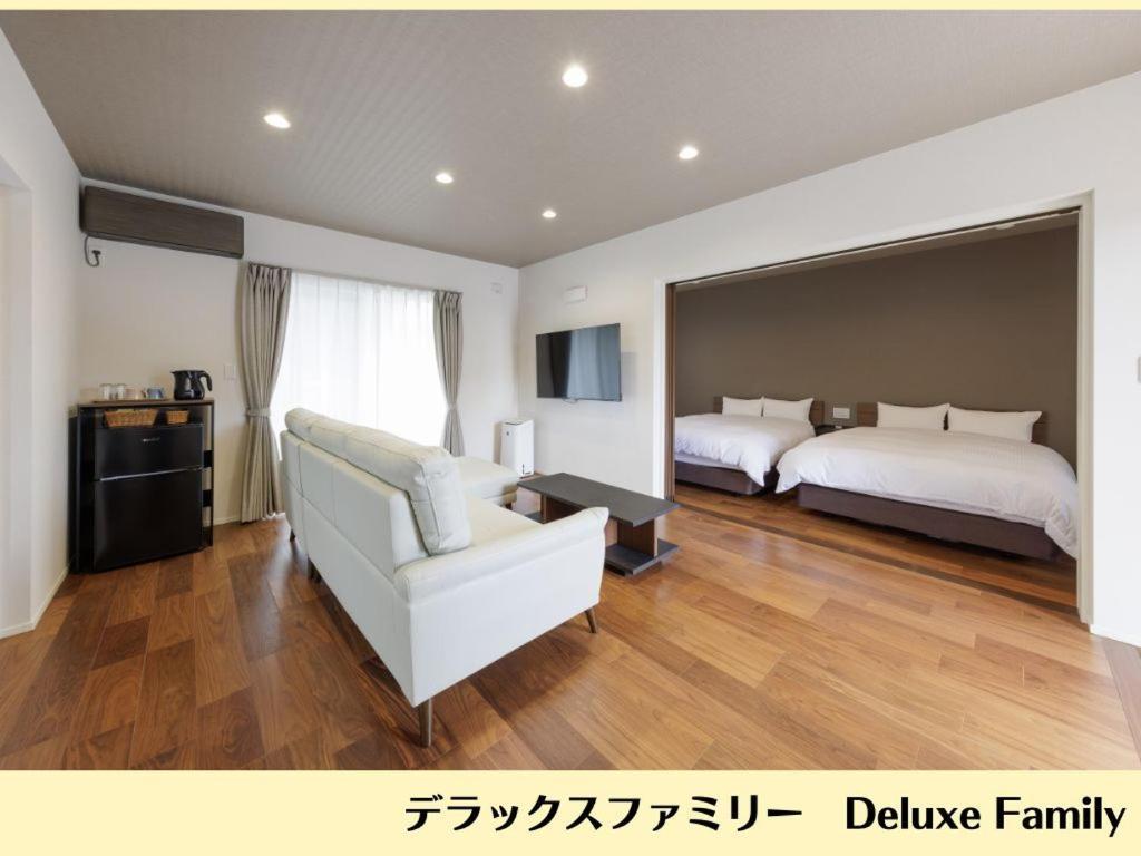 Wright Style Annex Villa Naoshima